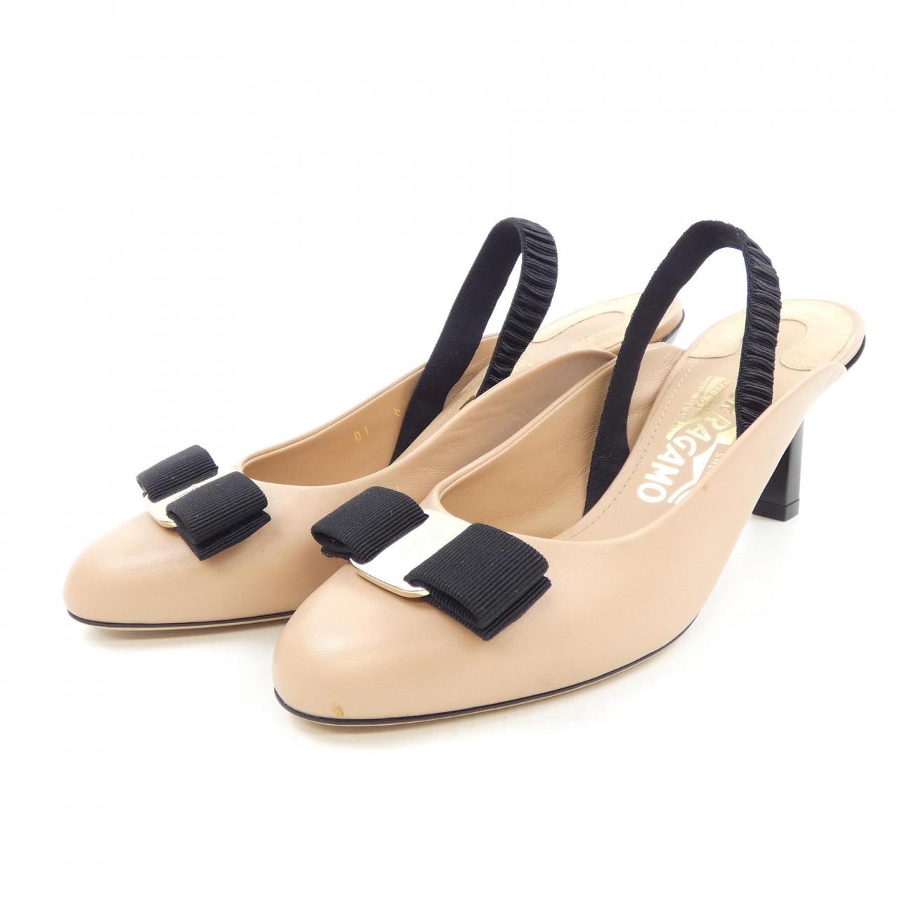 サルヴァトーレフェラガモ SALVATORE FERRAGAMO サンダル