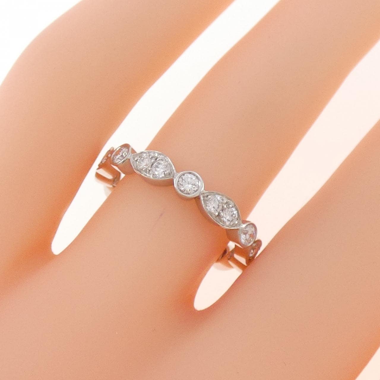 TIFFANY swing ring