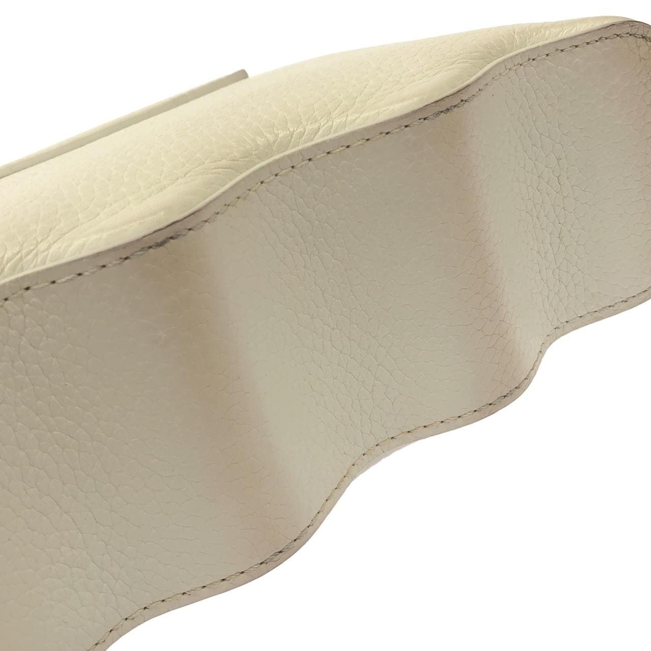 ルイヴィトン カプシーヌ MINI M22121 バッグ