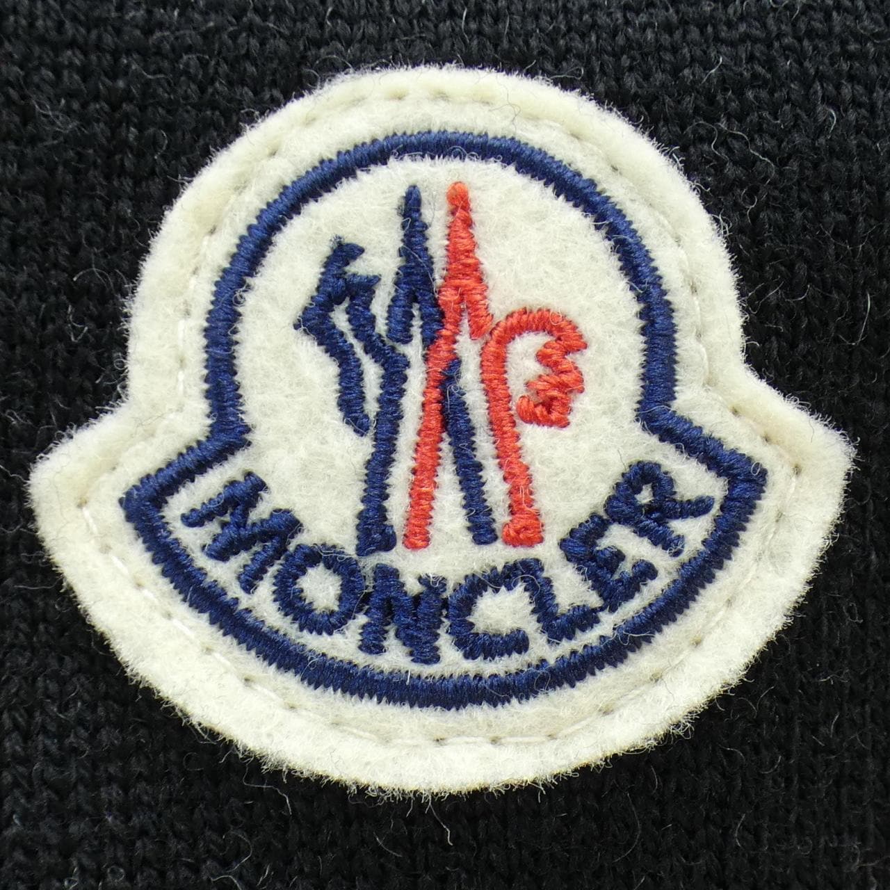 モンクレール MONCLER ダウンジャケット