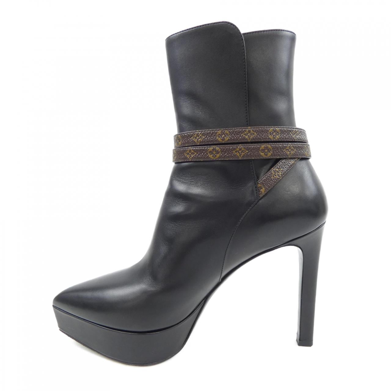 ルイヴィトン LOUIS VUITTON LVロキシーライン ブーツ