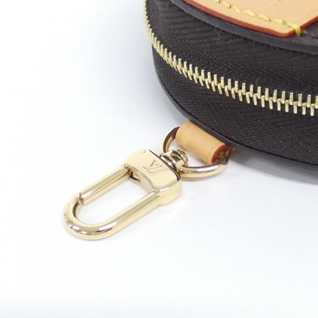 ルイヴィトン モノグラム アイシャドウ ポーチ LBC002 アイシャドウポーチ