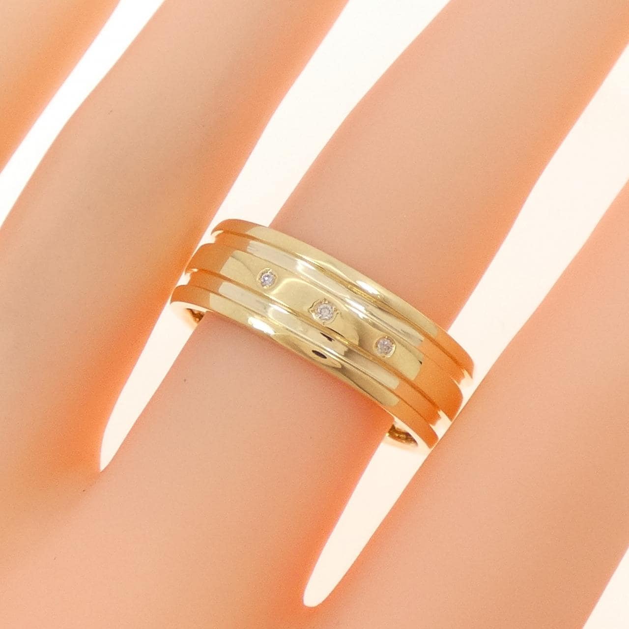 【新品】K18YG スリーストーン ダイヤモンド リング 0.02CT