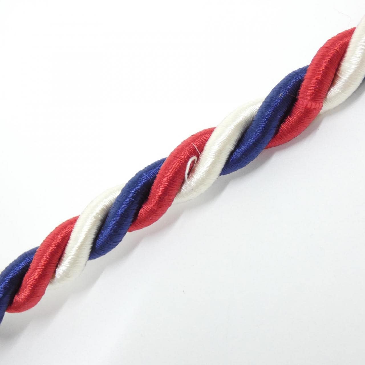グッチ SYLVIE 470270 D4ZAG バッグ