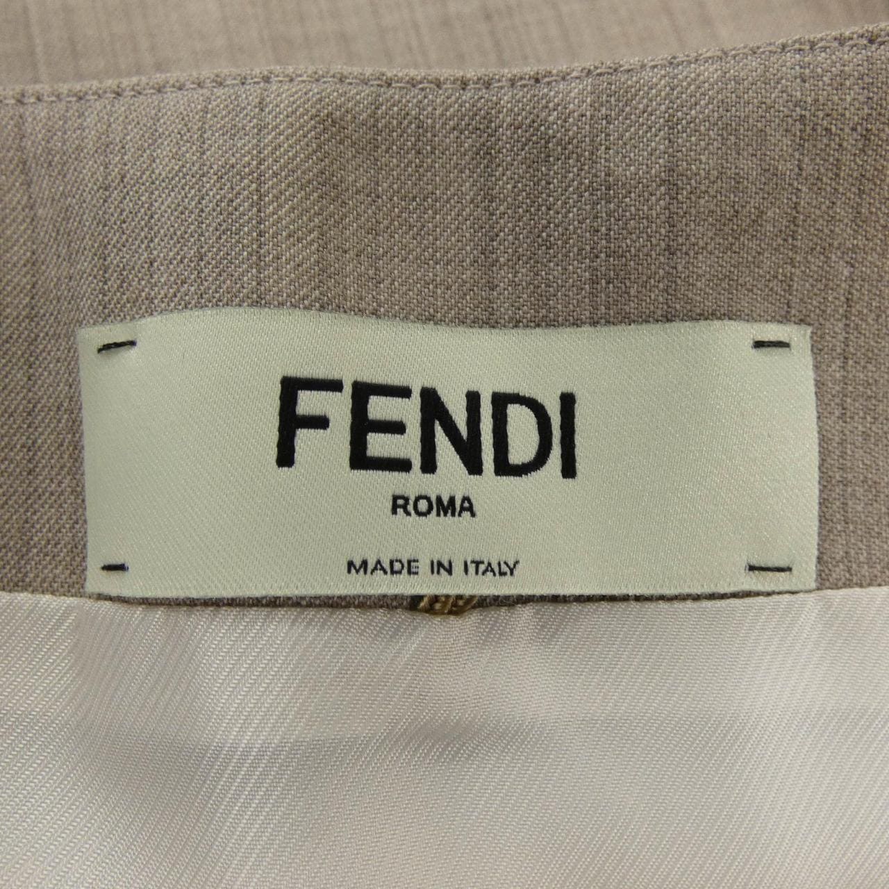 フェンディ FENDI FQ7505 AM3P スカート