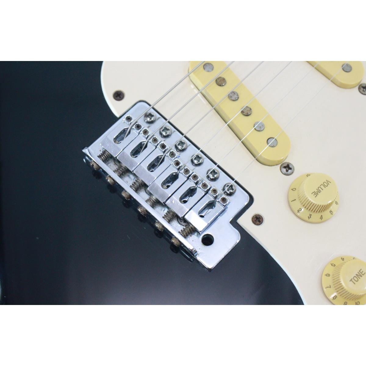 FENDER ST-35