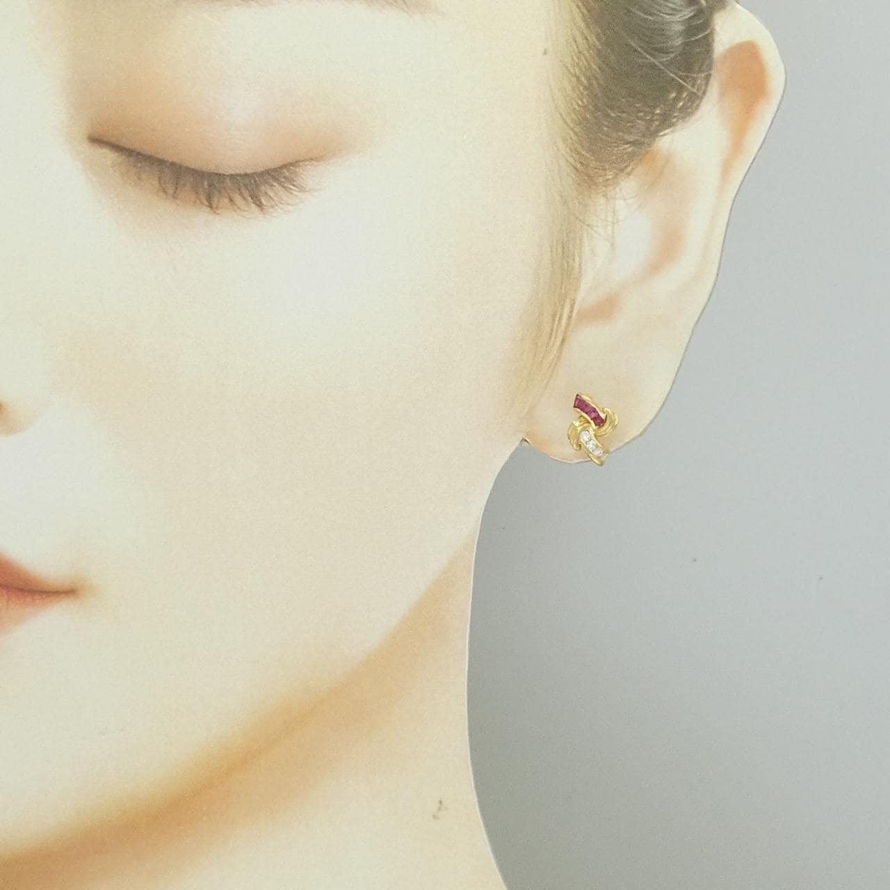 K18YG ルビー ピアス 0.22CT