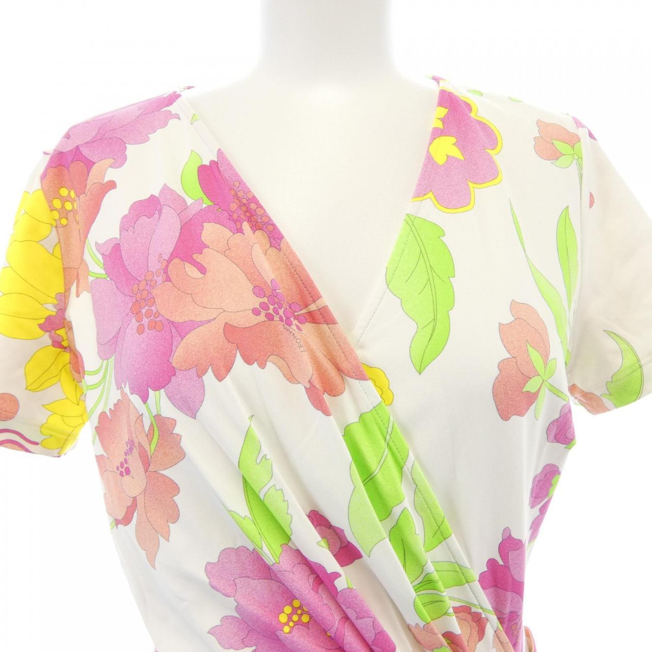 レオナール フューシャ LEONARD FUCHSIA カットワンピース