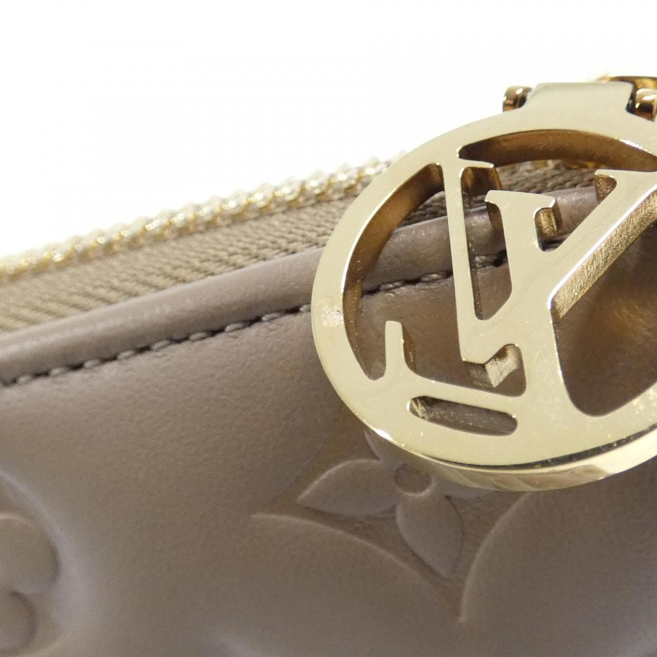 ルイヴィトン クッサン ジッピー ウォレット M81511 財布