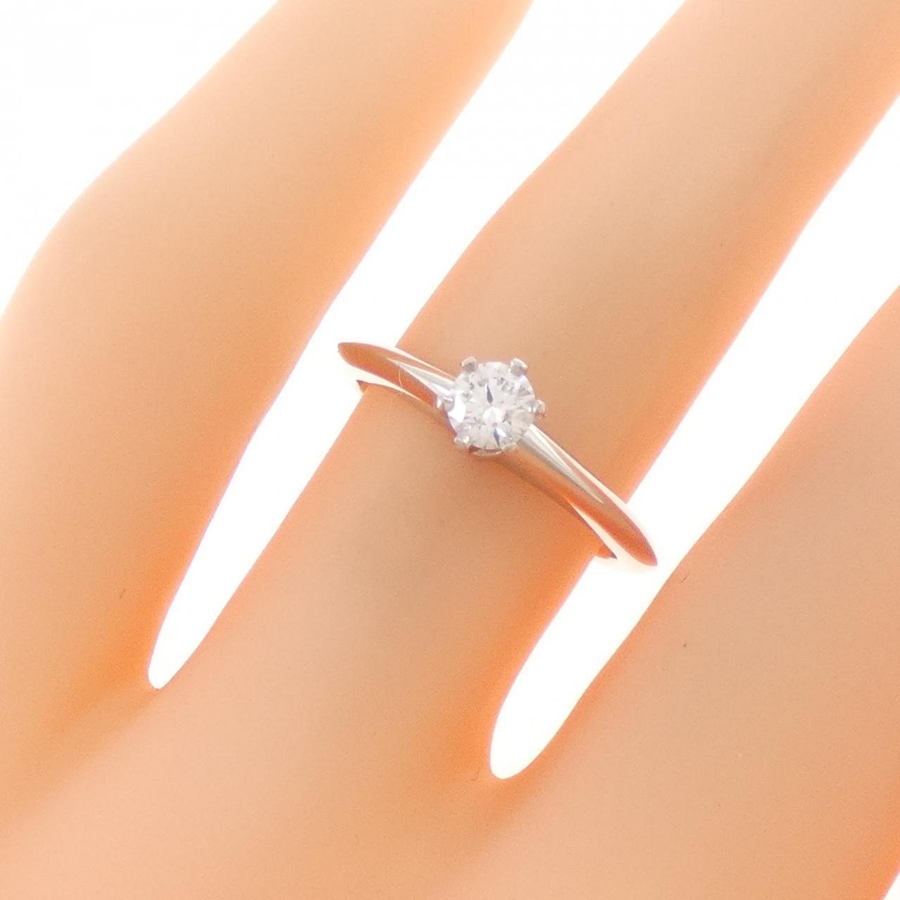 ティファニー クラシックソリティア リング 0.20CT