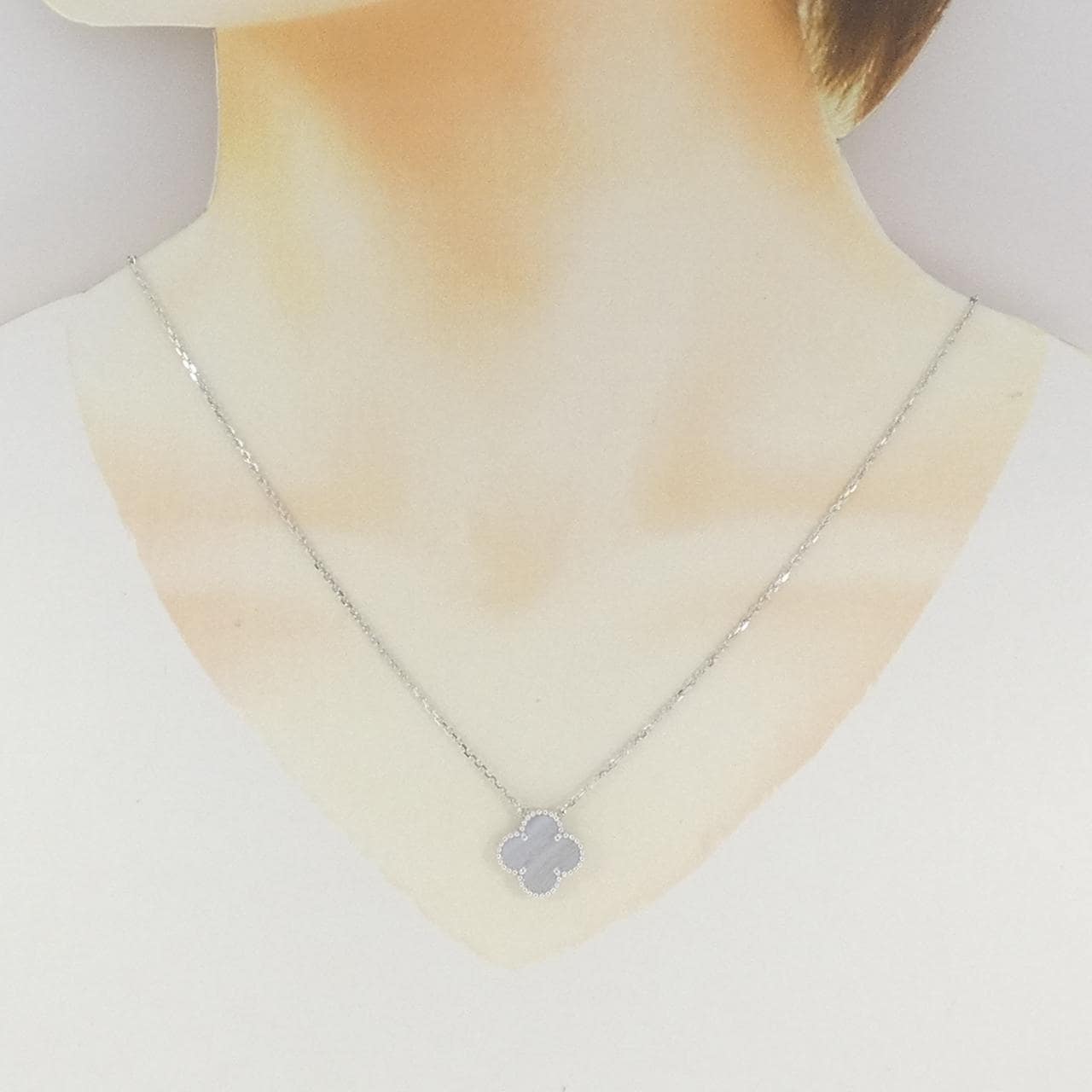 ヴァンクリーフ&アーペル ヴィンテージアルカンブラ ネックレス