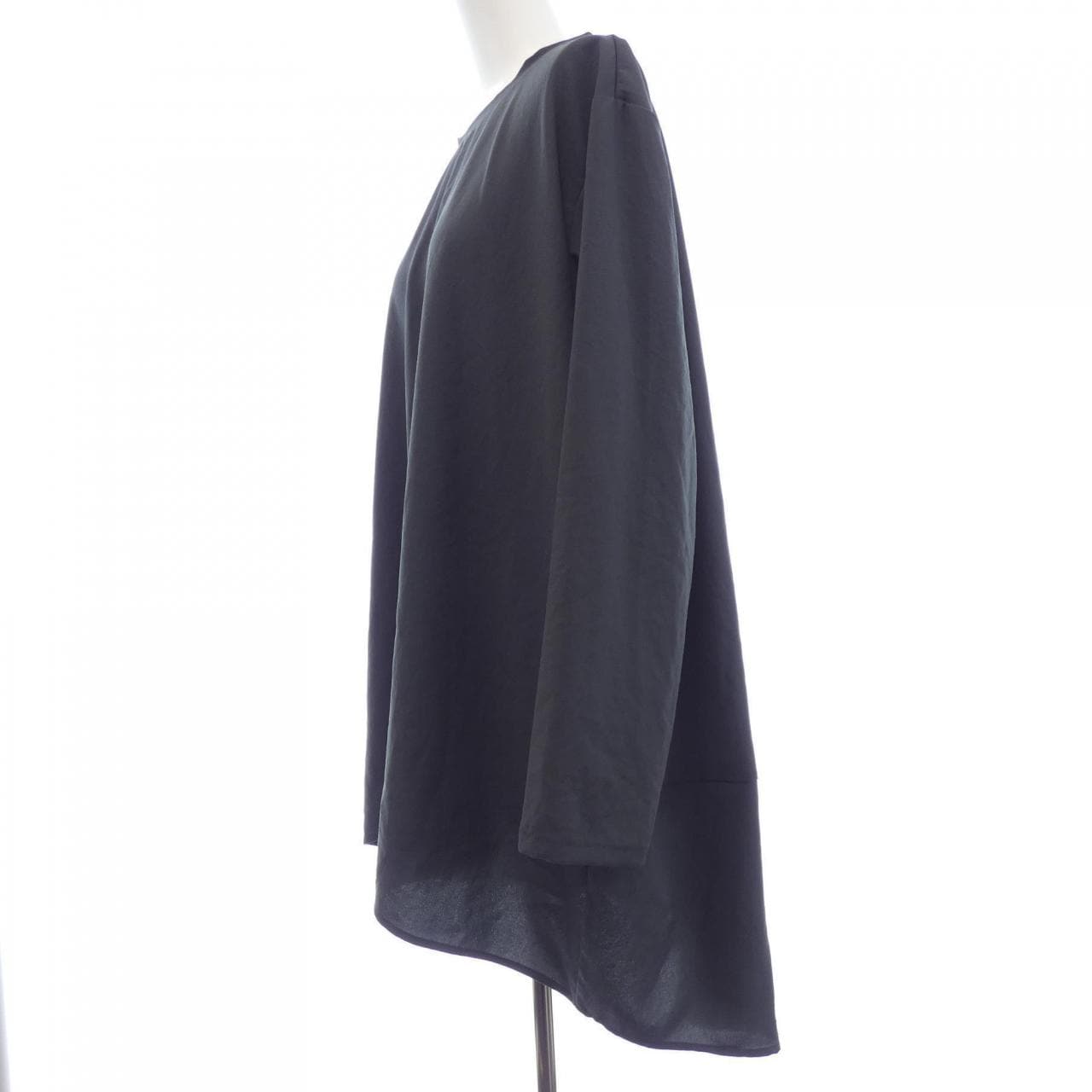 ビアズリー BEARDSLEY トップス