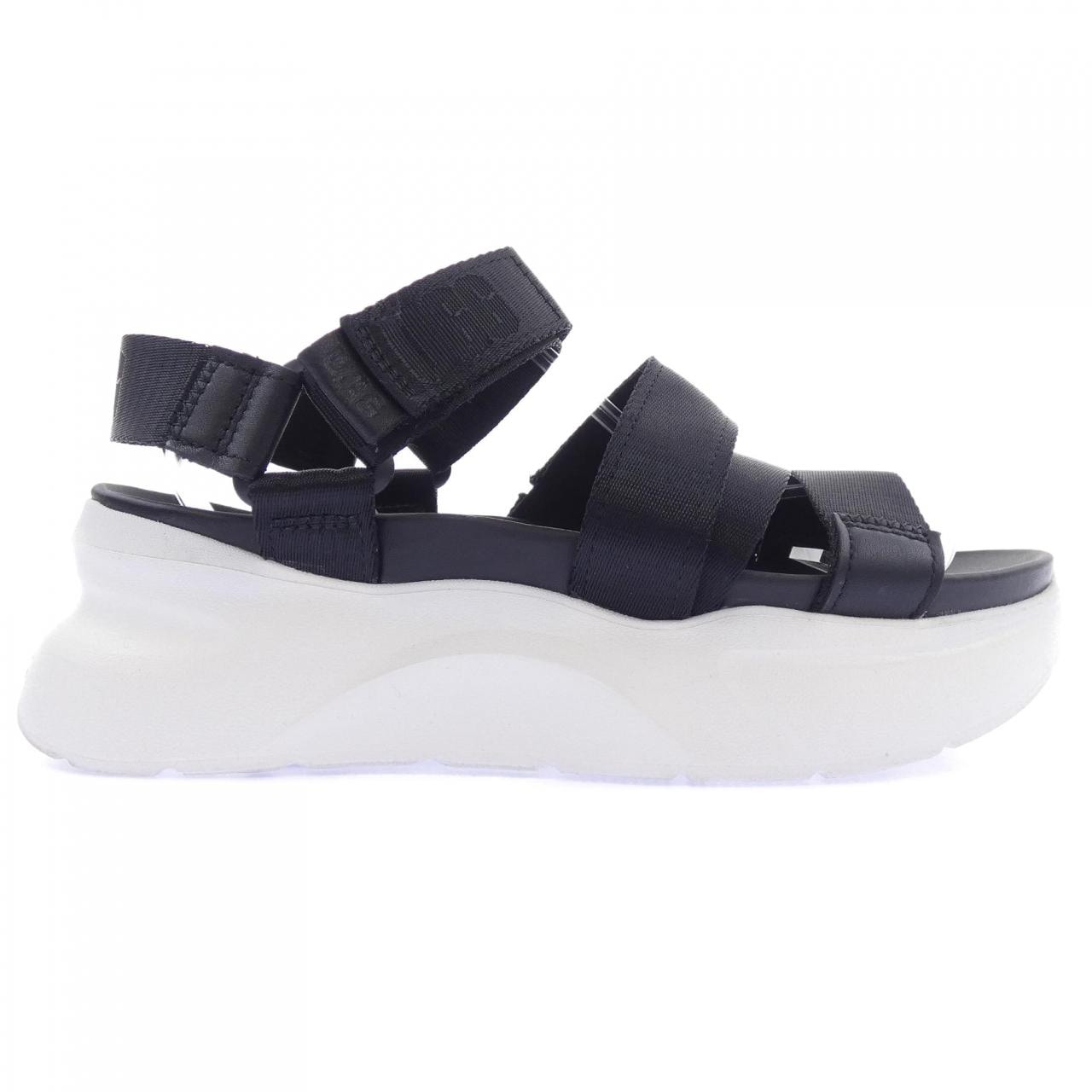 アグ UGG サンダル