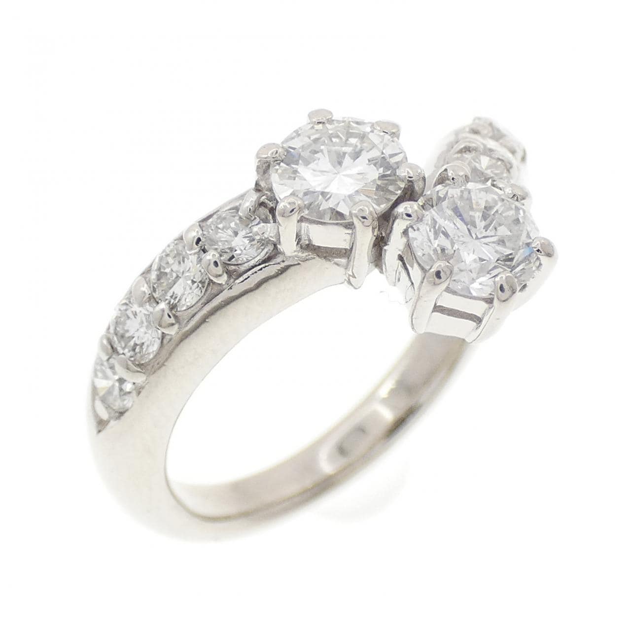PT900 ダイヤモンド リング 0.67CT