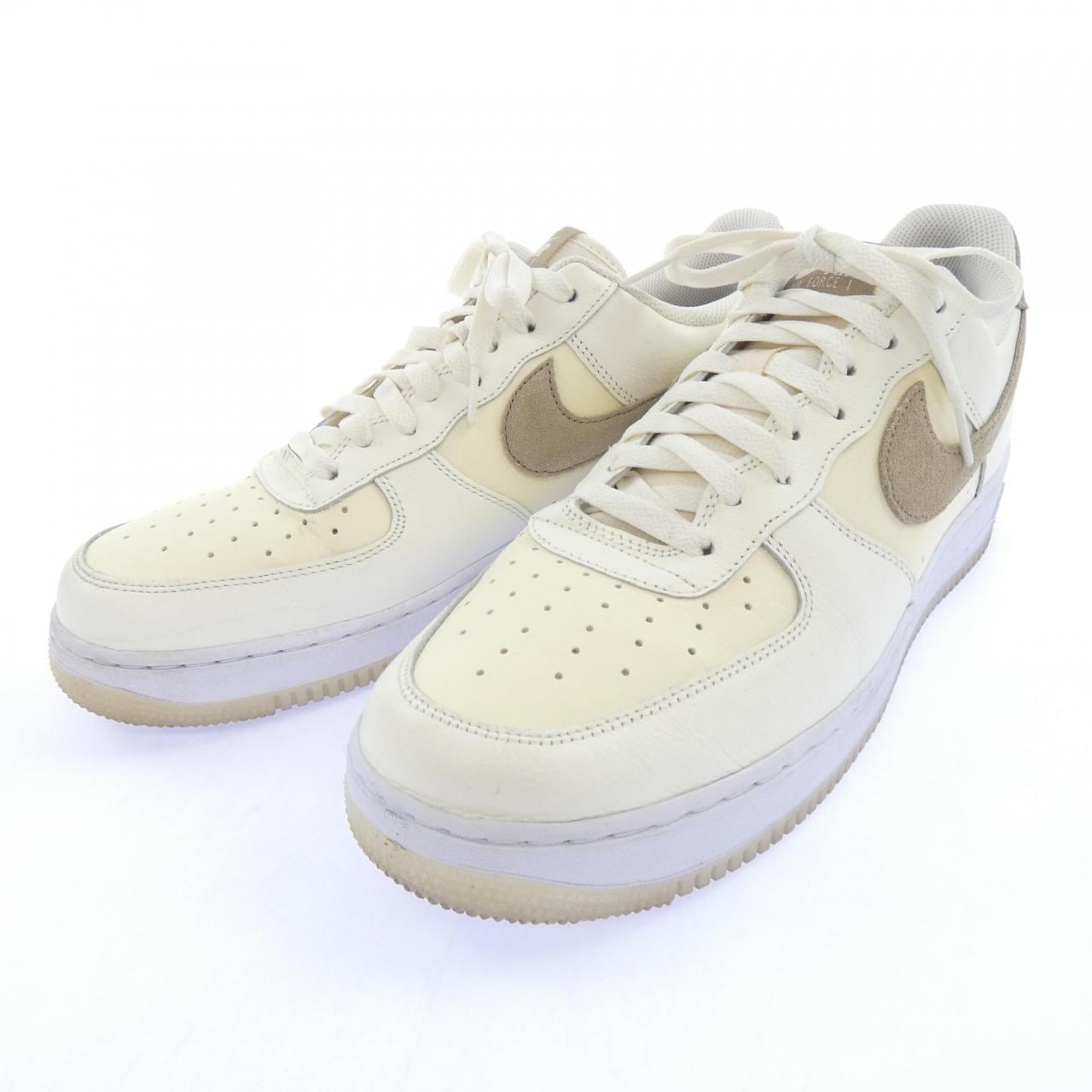 ナイキ NIKE FN5832-101 スニーカー