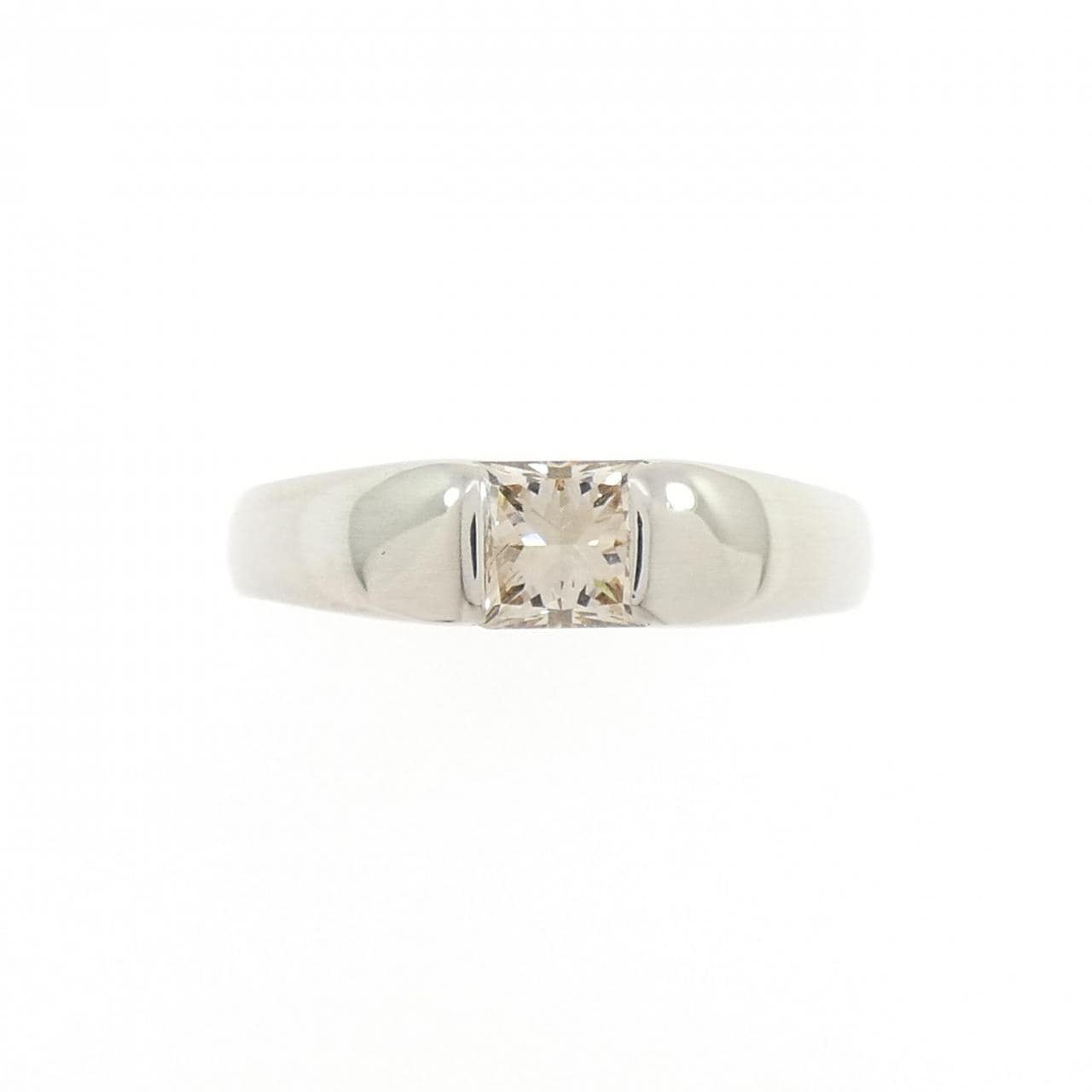 PT900 ダイヤモンド リング 0.715CT