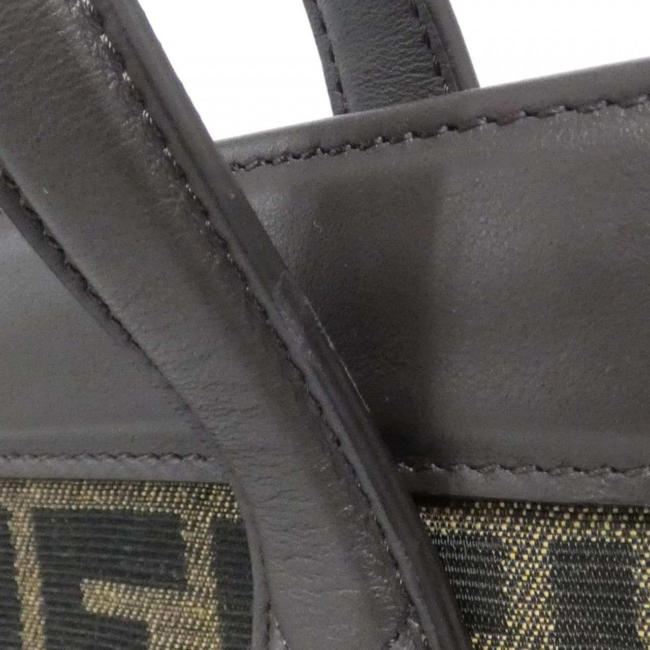 フェンディ フェンディ オリガミ ミディアム 8BH414 AFPM ショルダーバッグ