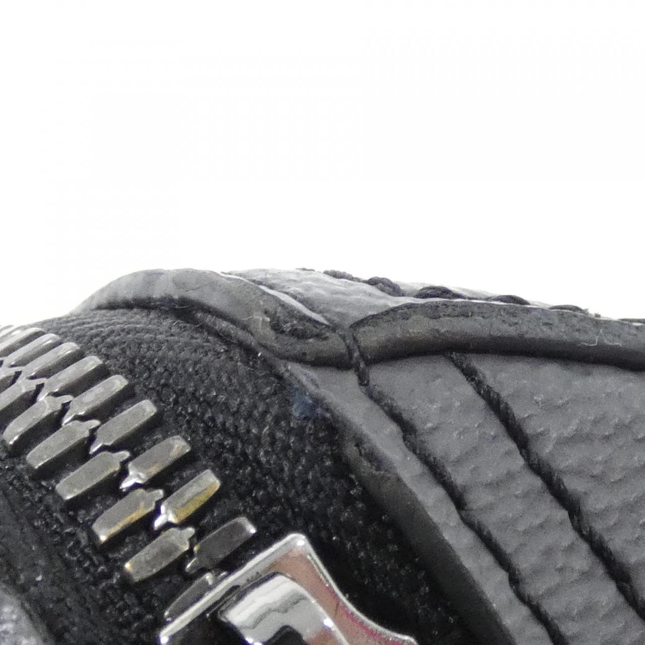 ルイヴィトン モノグラム エクリプス リバース シティ キーポル M45936 ショルダーバッグ