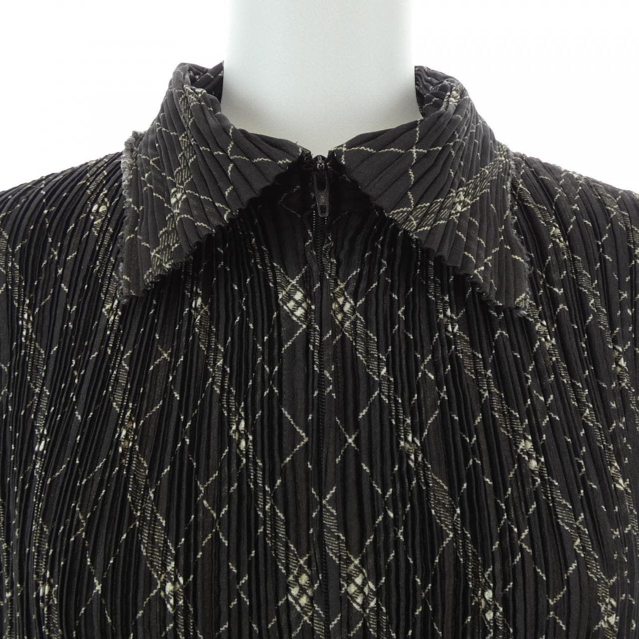 イッセイミヤケ ISSEY MIYAKE IM82-FD604 カーディガン