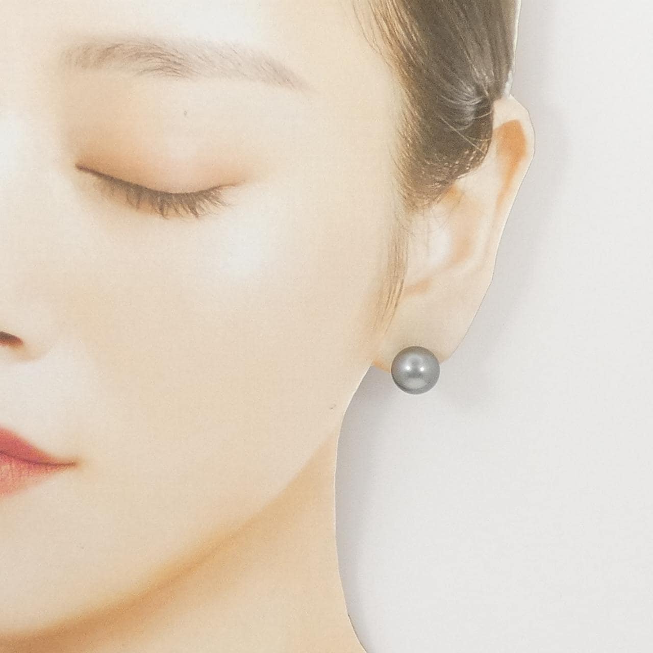 K14WG 黒蝶パール ピアス 11.2mm