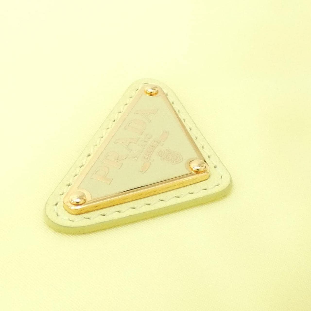 【未使用品】プラダ 1NK01M ポーチ