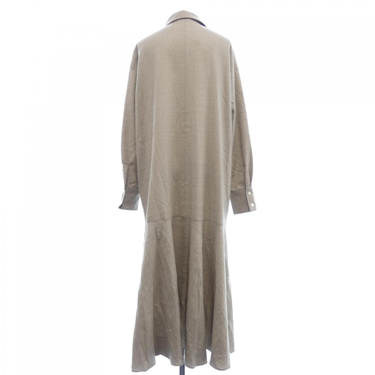 プルミエアロンディスモン 1er Arrondissement ワンピース