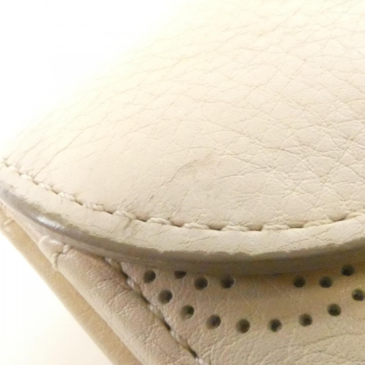 ルイヴィトン マヒナ ポルトフォイユ イリス M58159 財布