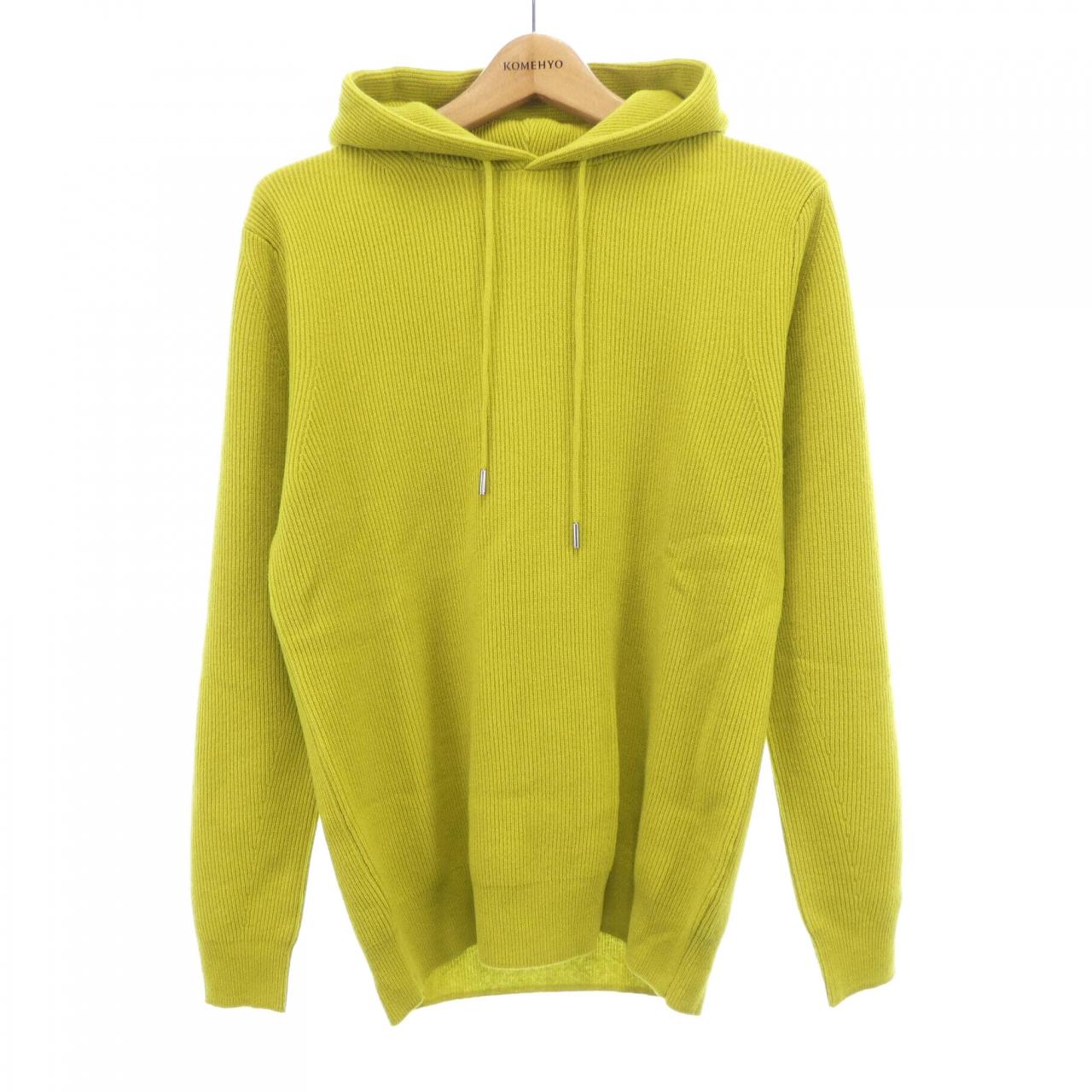 ストラスブルゴ STRASBURGO パーカー