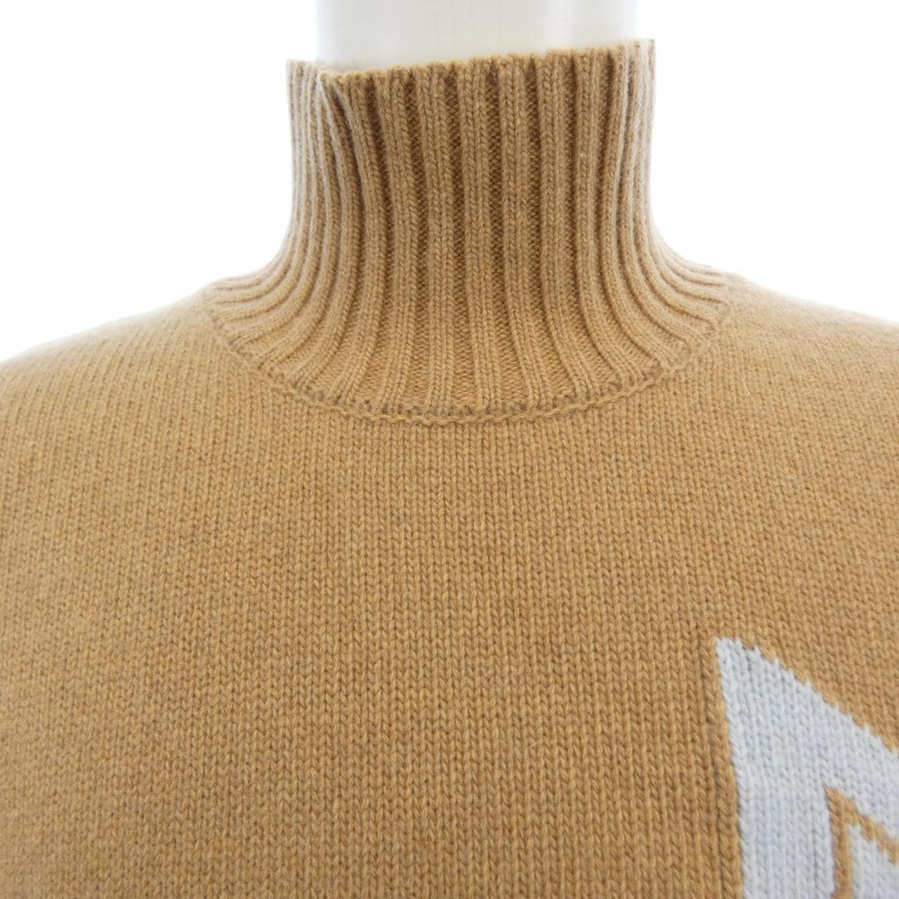 メゾンキツネ MAISON KITSUNE HU00539KT1084 ニット