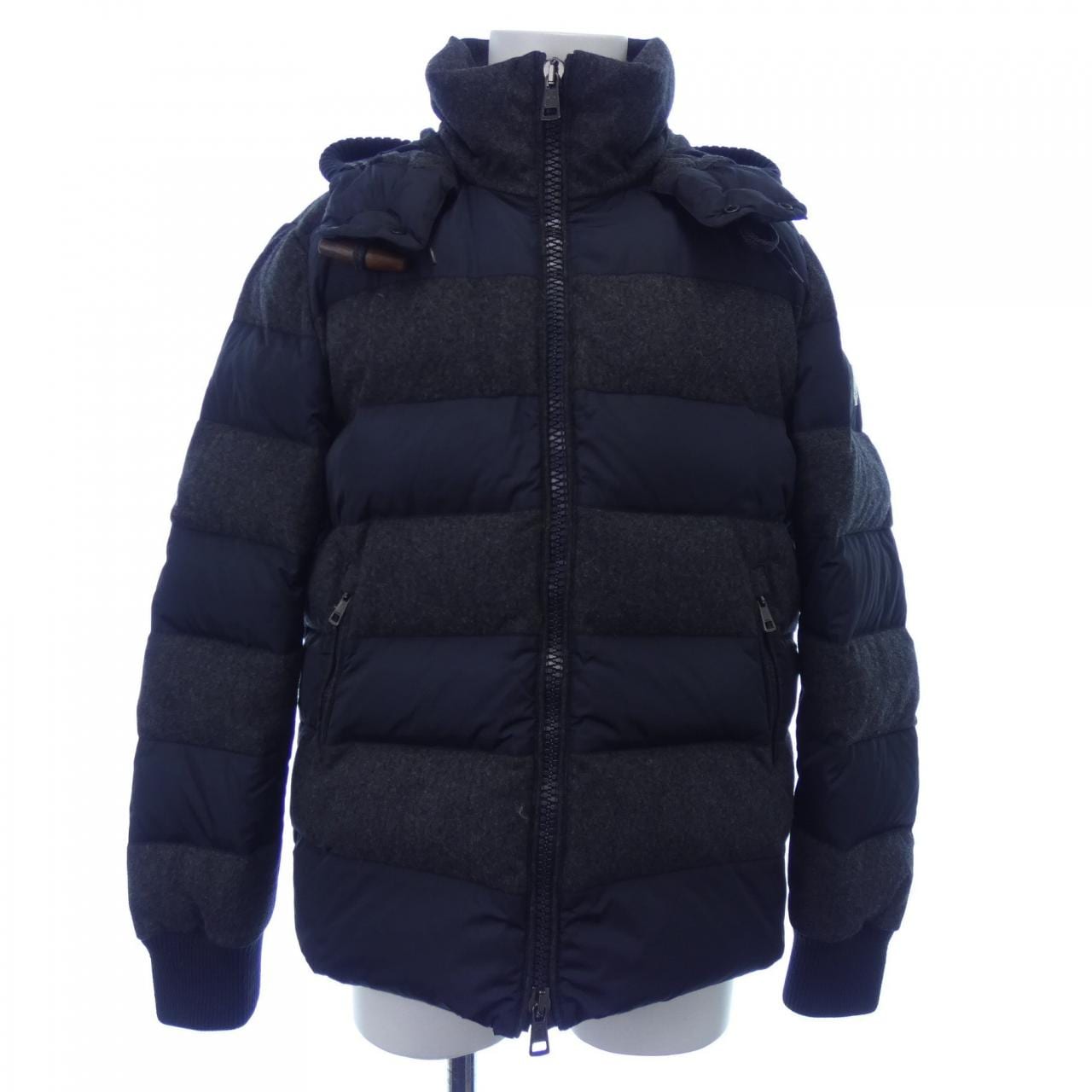 モンクレール MONCLER DORDOGNA ダウンジャケット