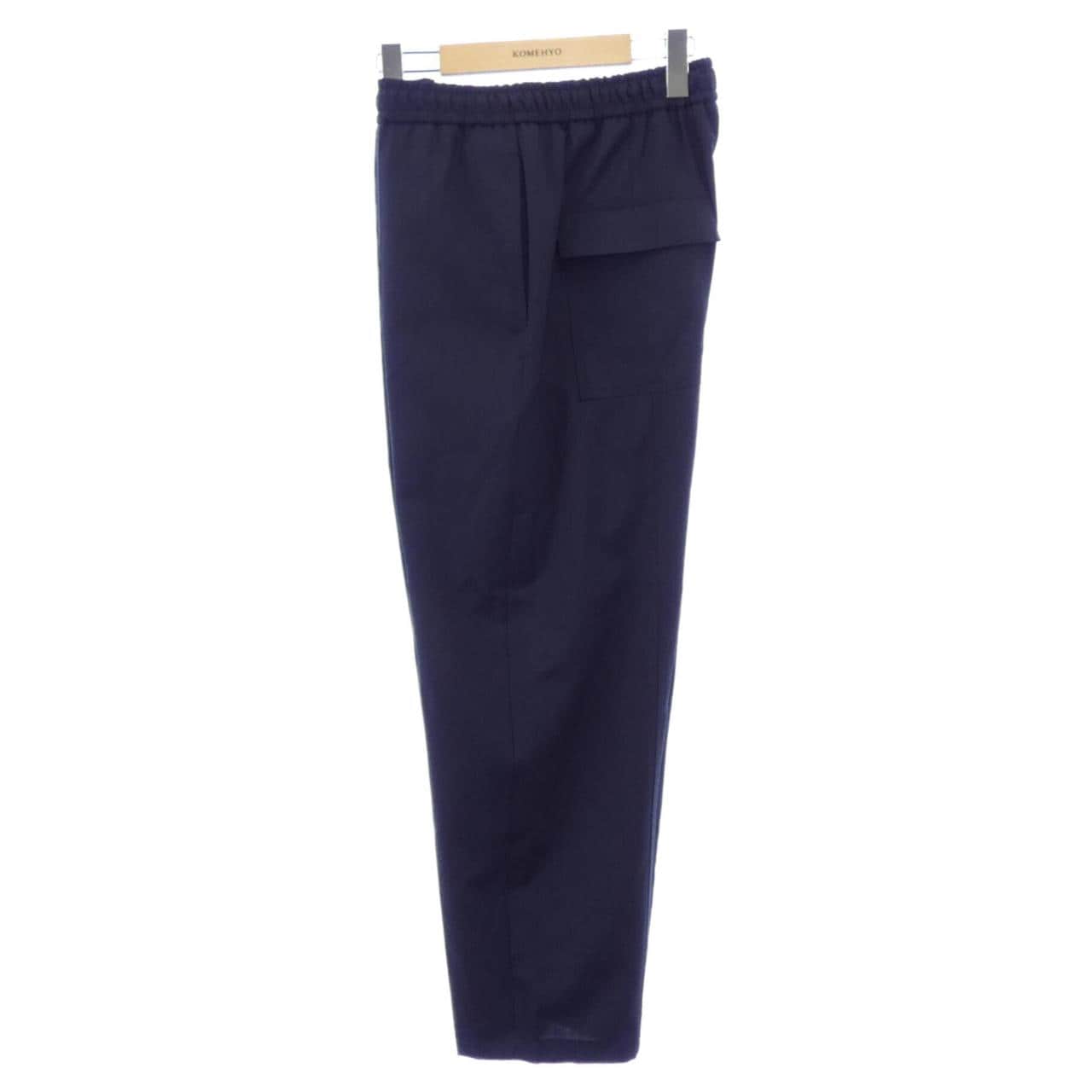 エンポリオアルマーニ EMPORIO ARMANI パンツ