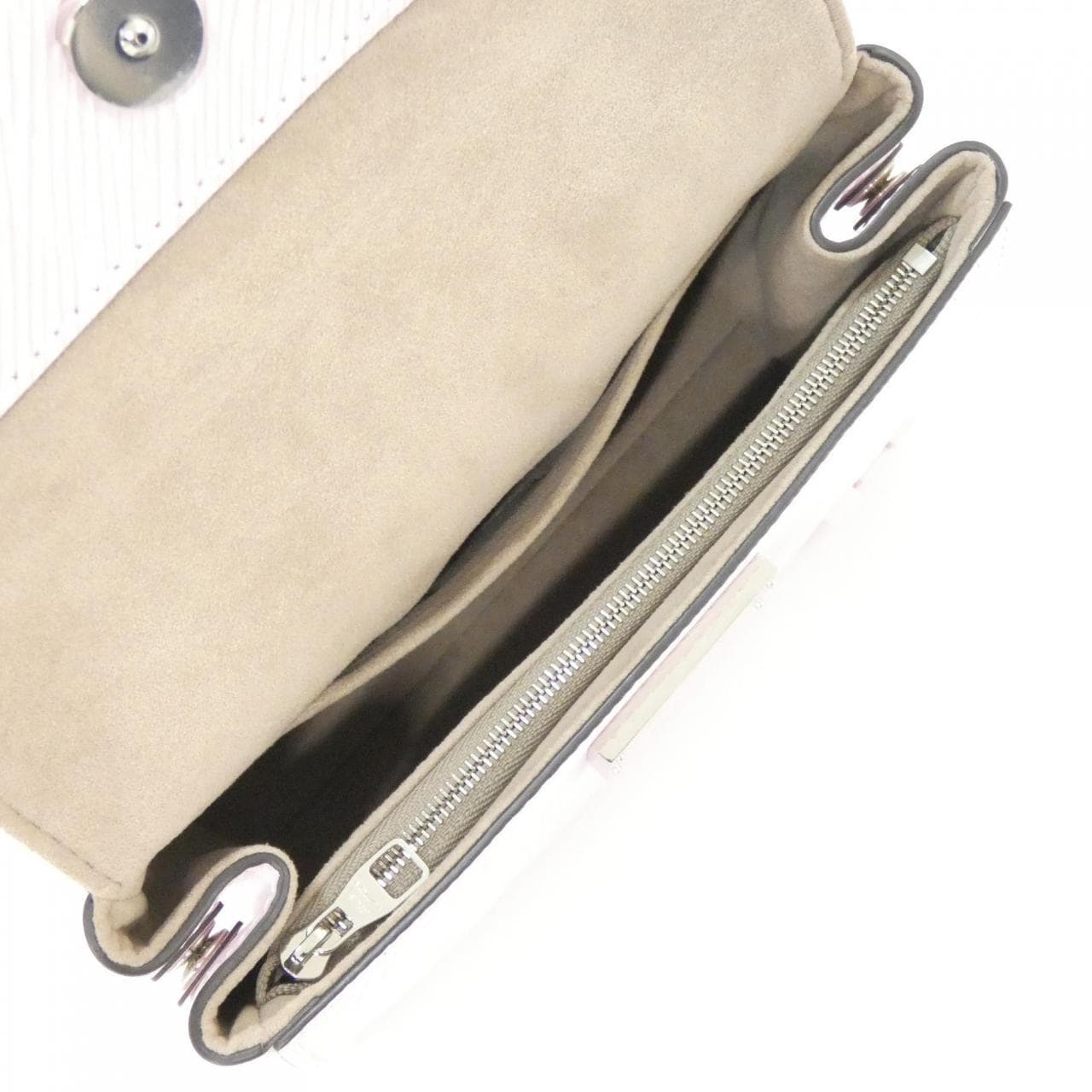 LOUIS VUITTON Epi Cluny Mini M20778 Shoulder Bag