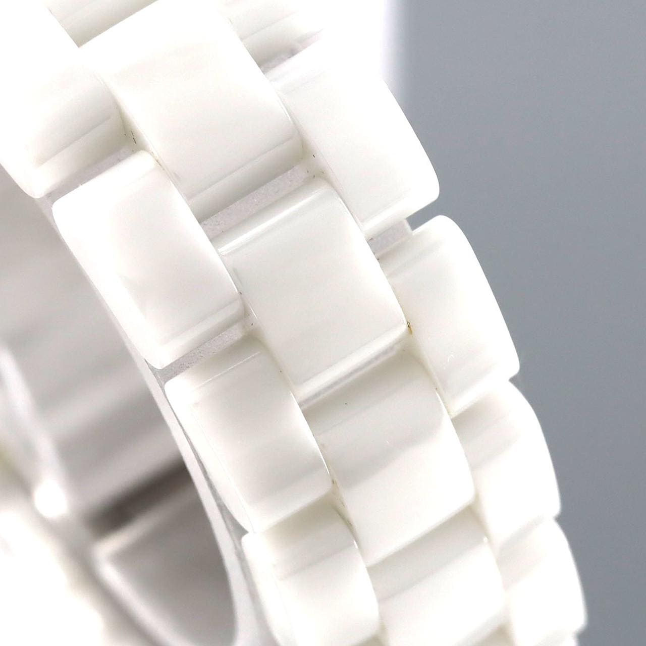 【ノーメンテナンス還元価格】シャネル J12 33mmセラミック･12P H1628 セラミック クォーツ