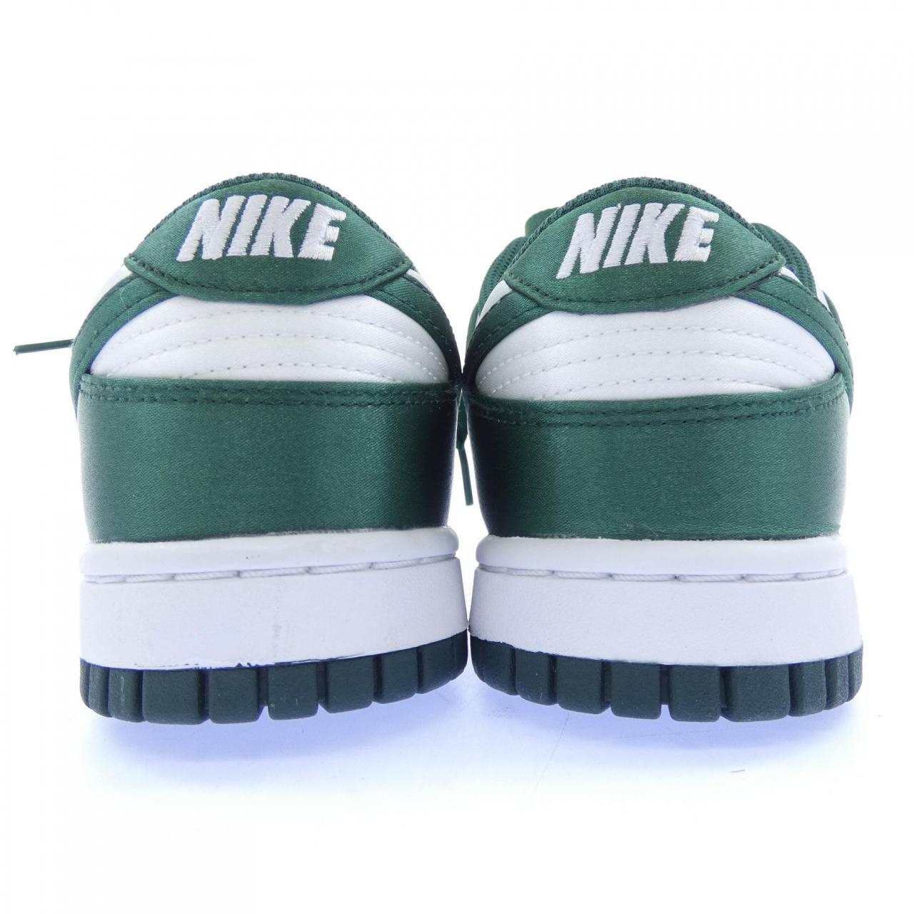 ナイキ NIKE DX5931-100 スニーカー