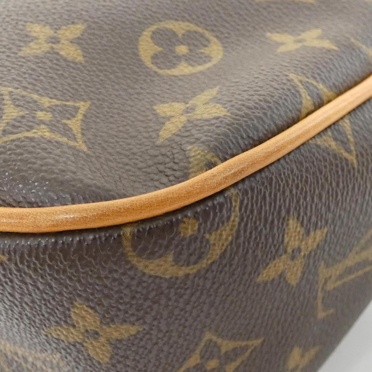 ルイヴィトン モノグラム ハドソン GM M40045 ショルダーバッグ