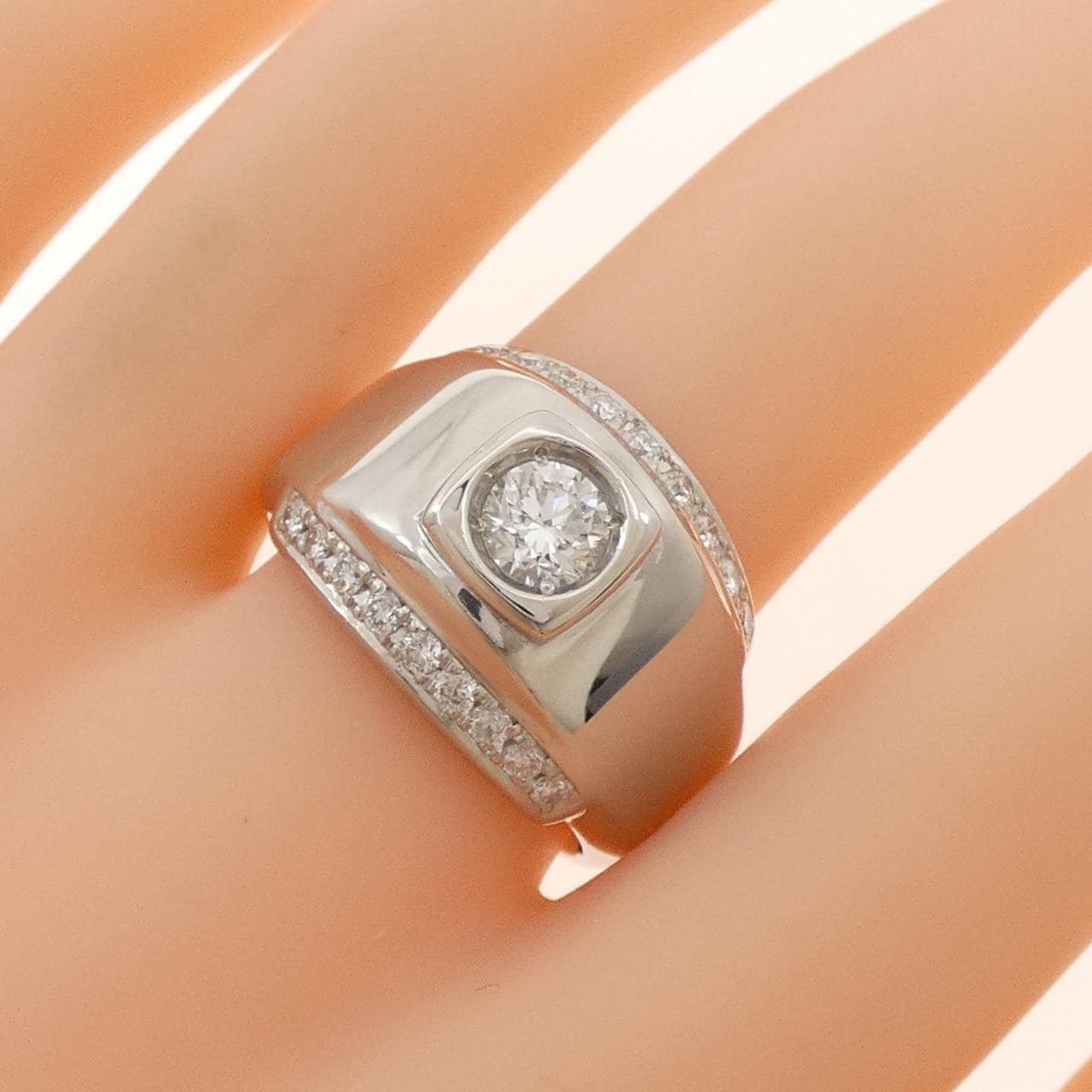 PT900 ダイヤモンド リング 0.548CT