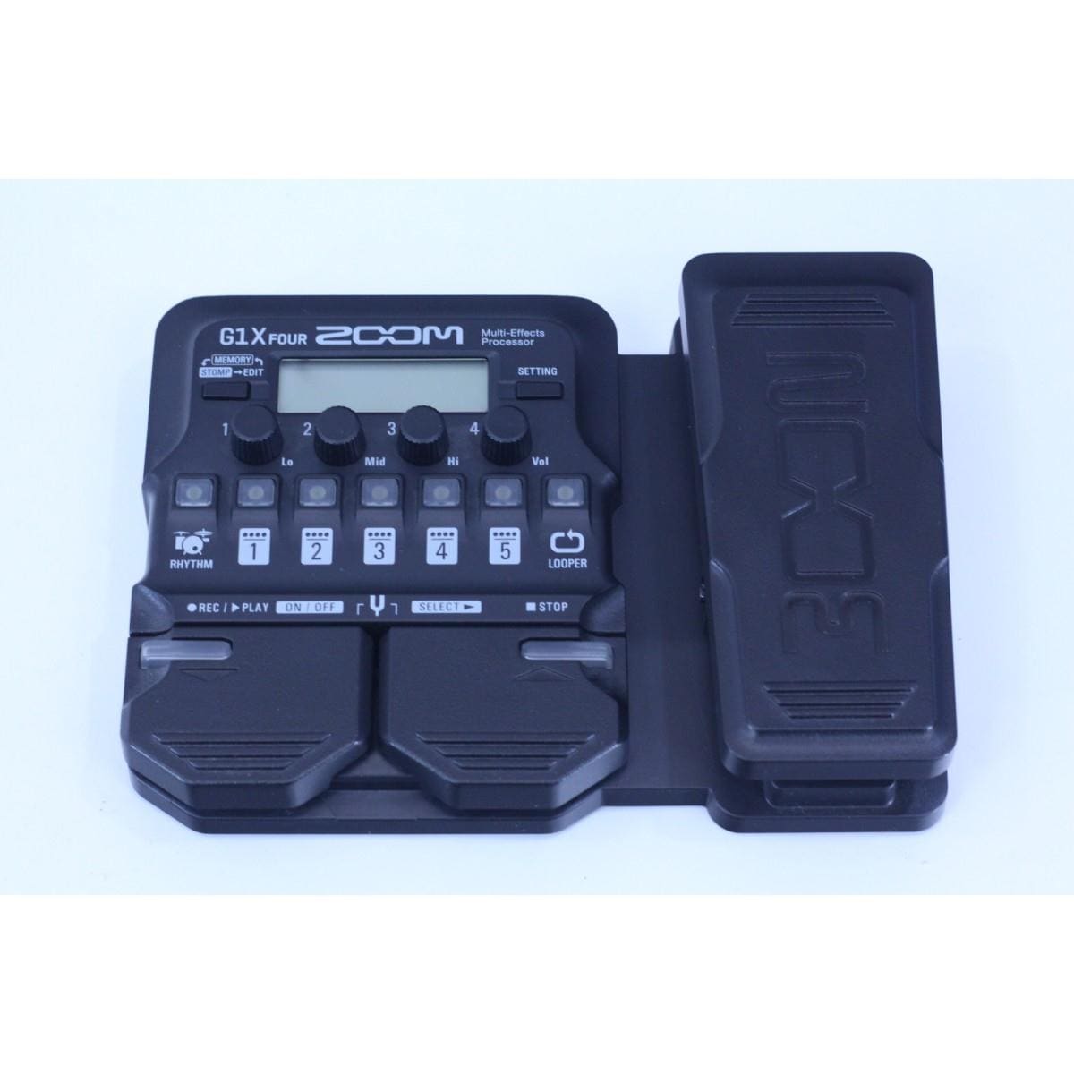 ＺＯＯＭ　　Ｇ１Ｘ　ＦＯＵＲ