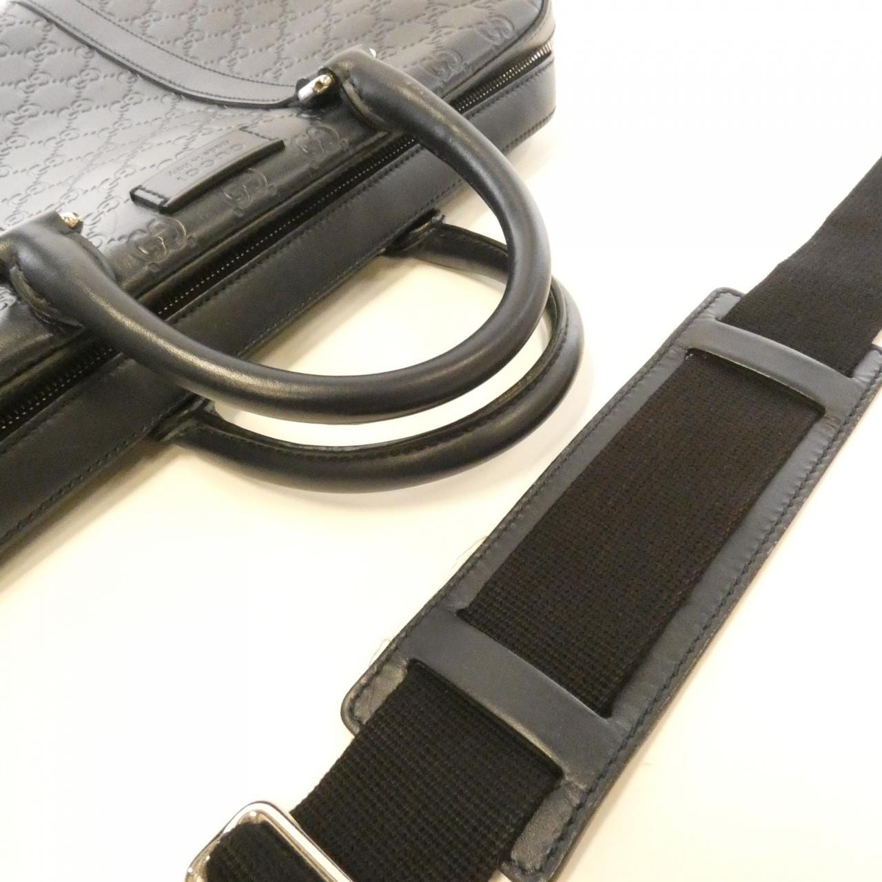 グッチ 435322 CWCBN バッグ