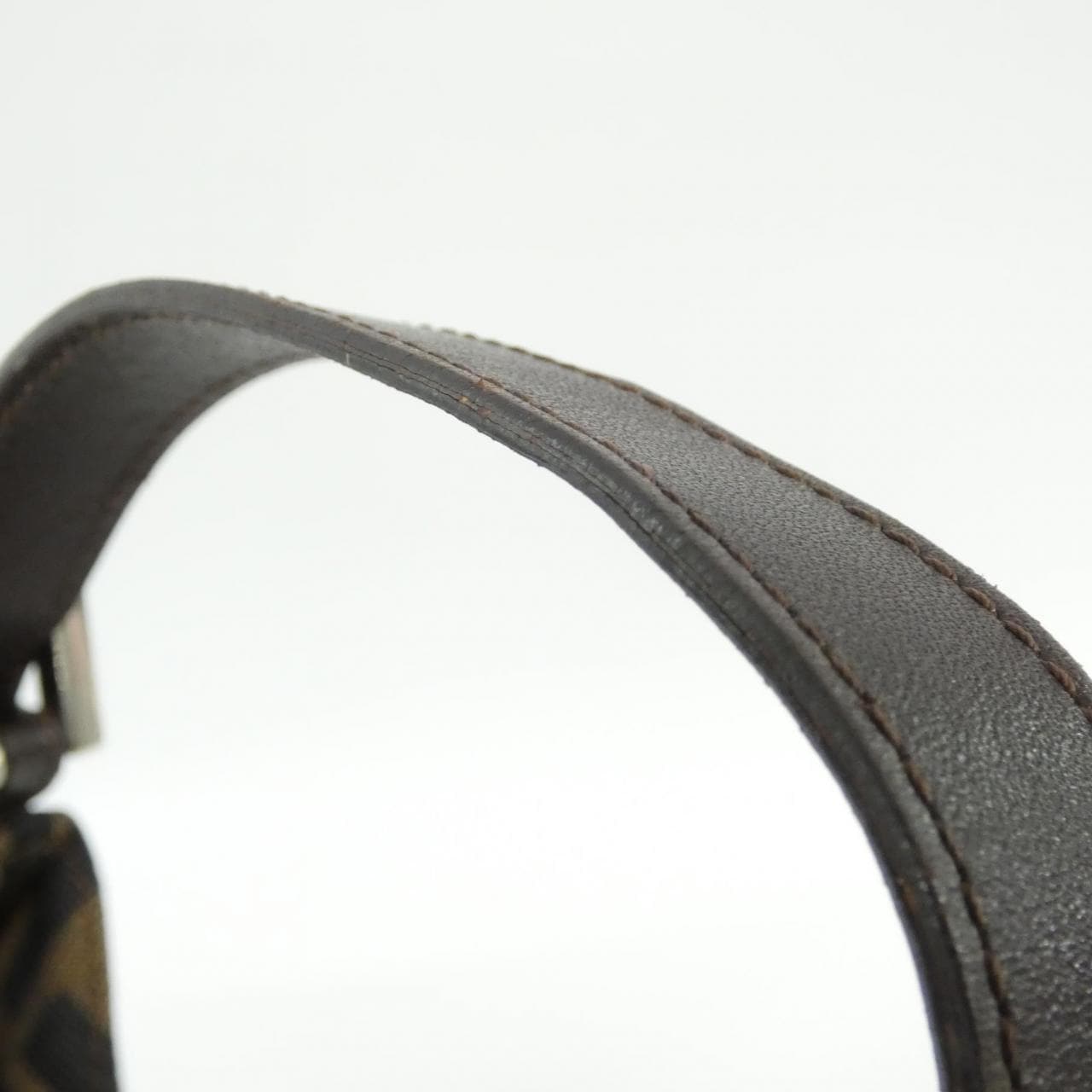 【ヴィンテージ】フェンディ 26569 ショルダーバッグ