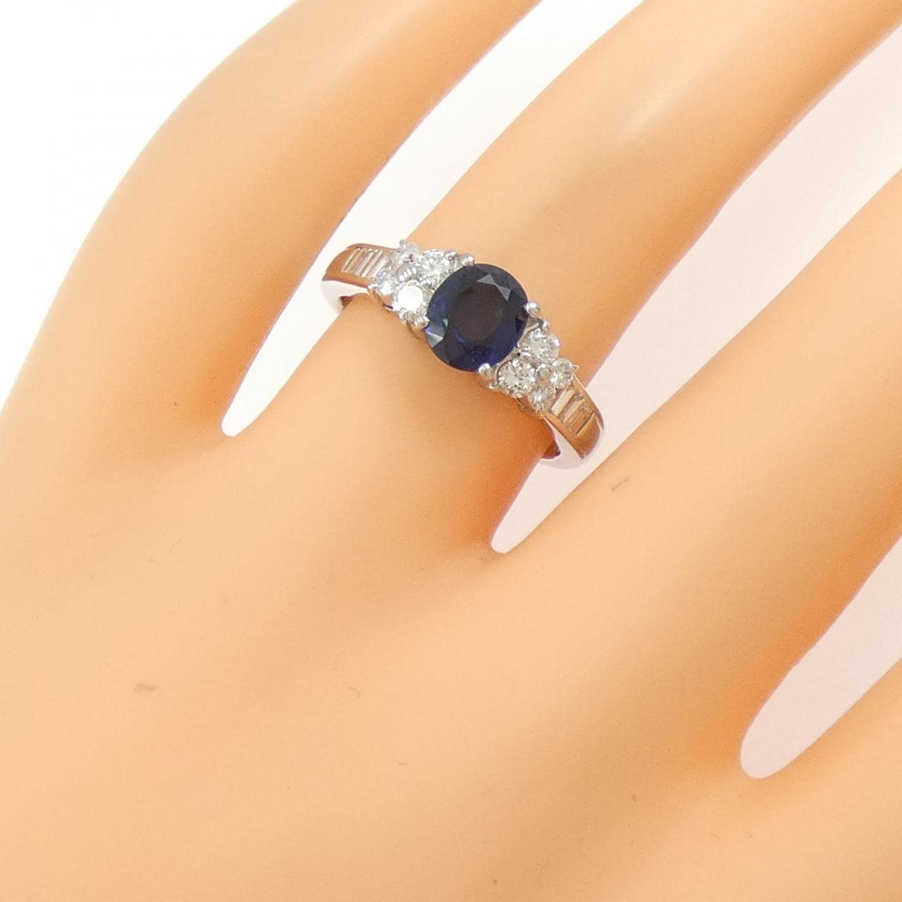 PT900 サファイヤ リング 1.15CT