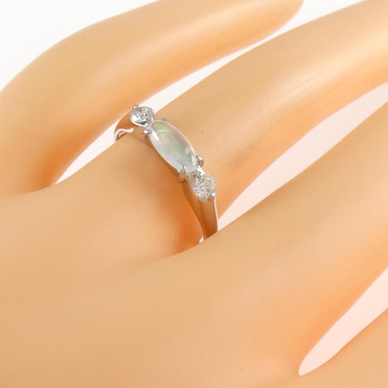 PT900 オパール リング 0.310CT