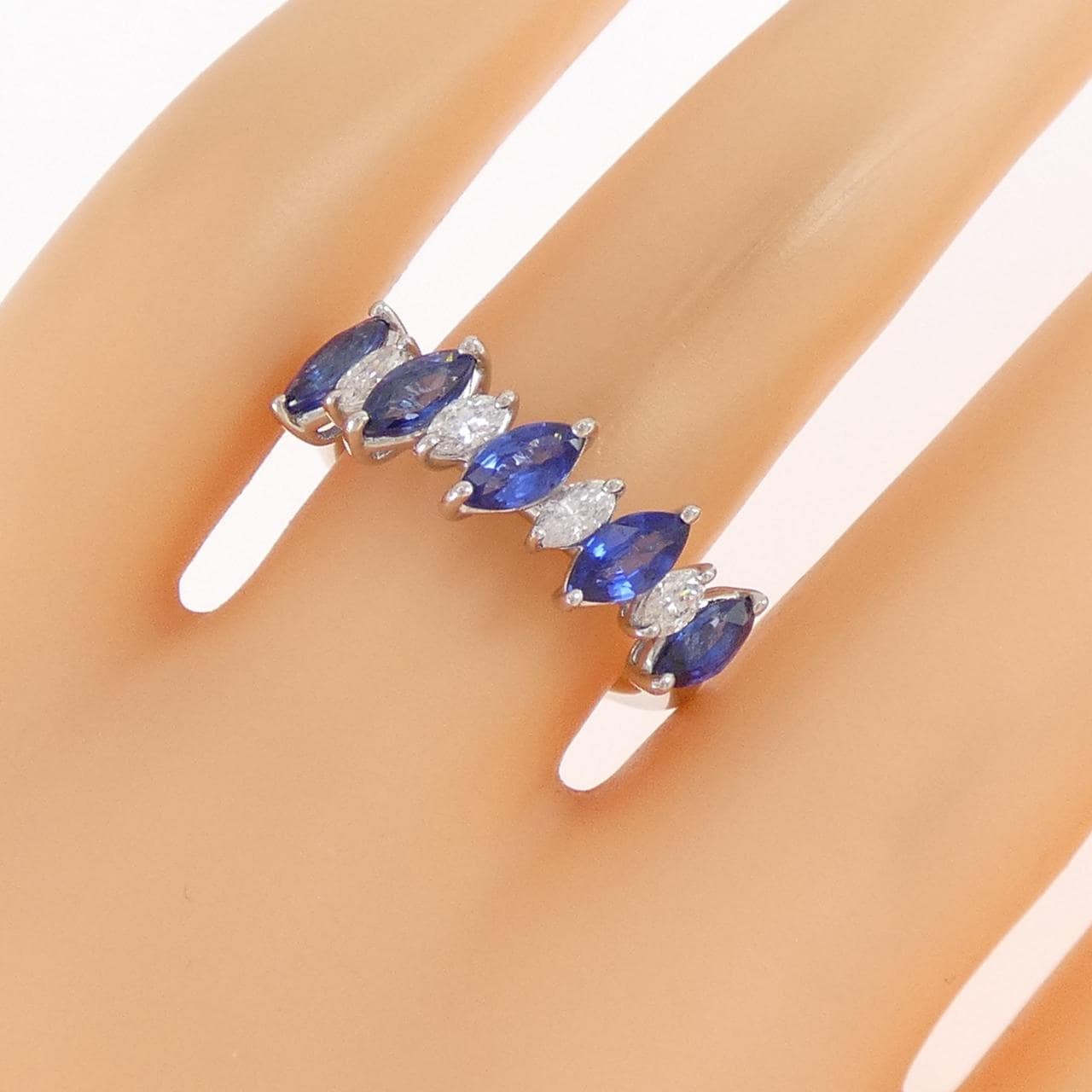 PT900 サファイヤ リング 1.38CT