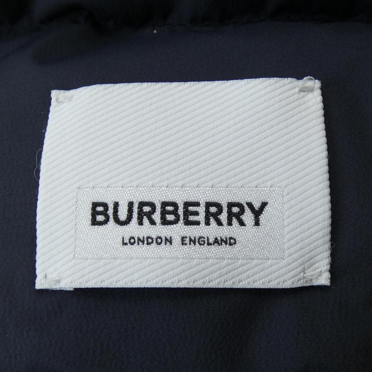 バーバリー BURBERRY ダウンジャケット