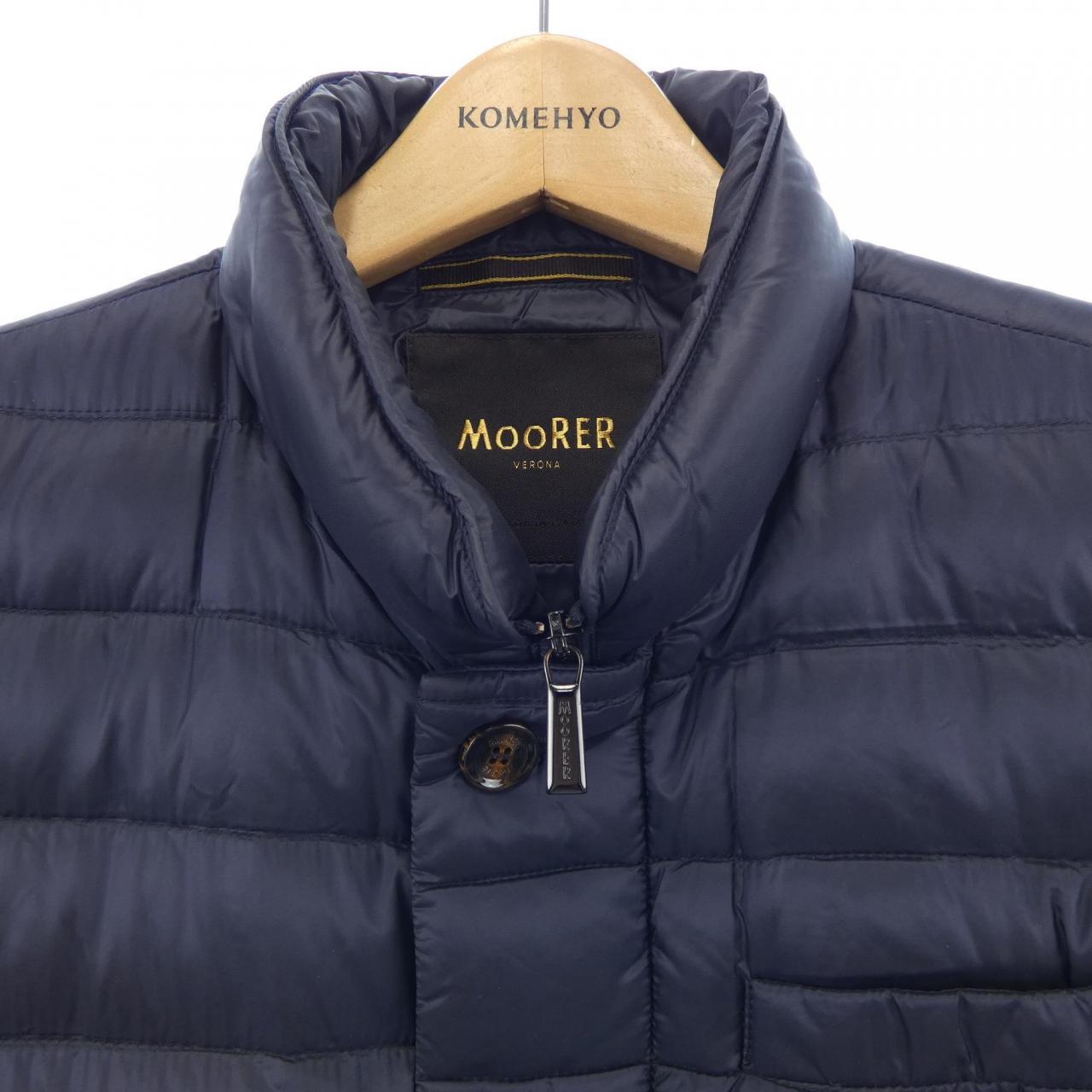 MOORER down vest