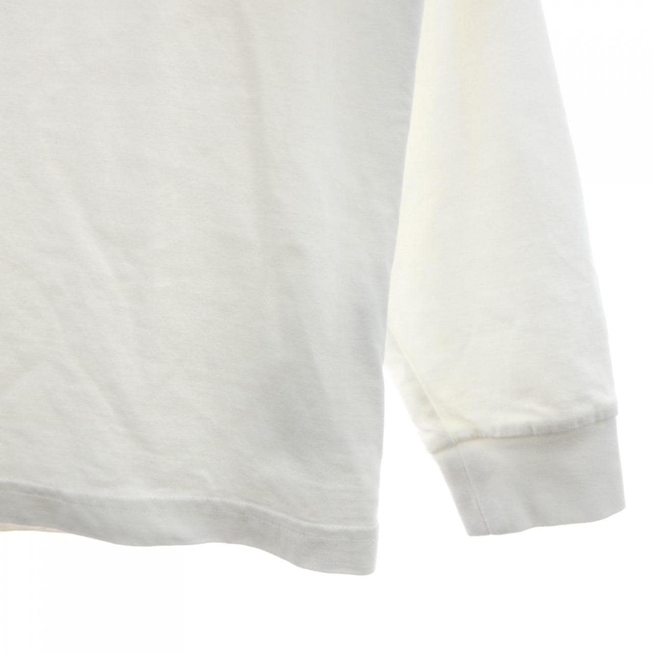 ルイヴィトン LOUIS VUITTON エンボスLVロングスリーブ HLY23WDT3 Tシャツ