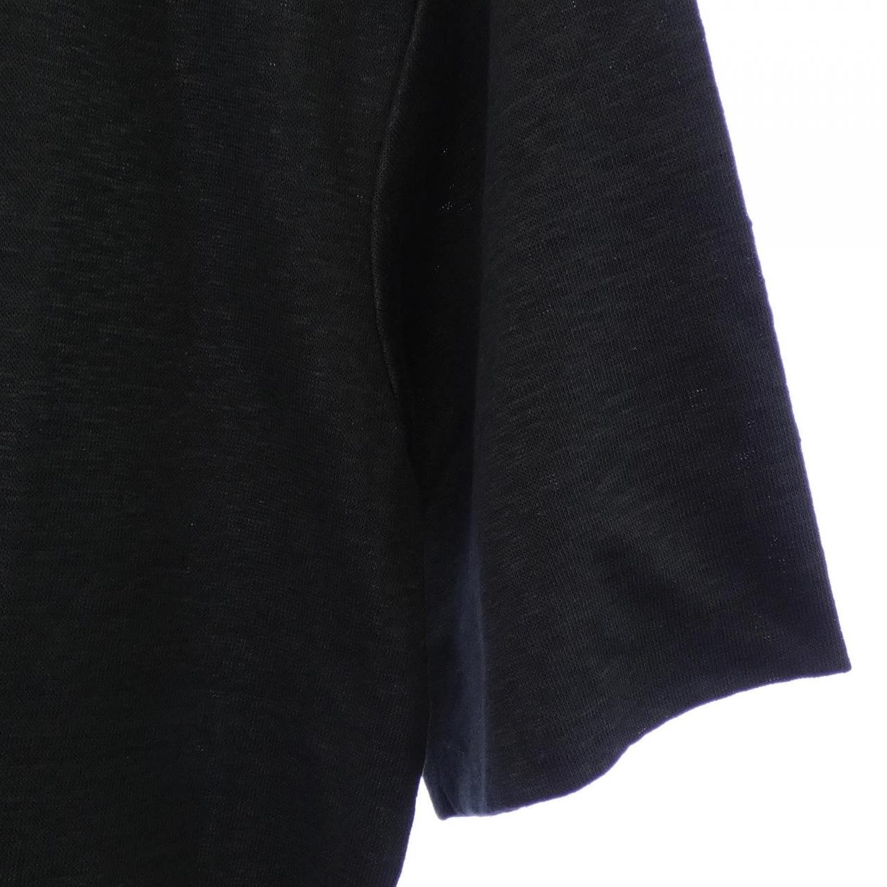 RIVORA Tシャツ
