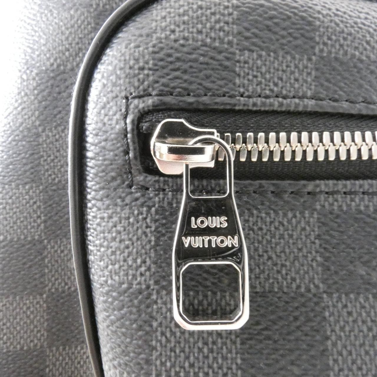 ルイヴィトン ダミエ グラフィット ジョッシュ N41473 リュックサック