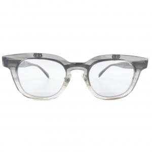 NEW. WHITE HORSE SUNGLASSES