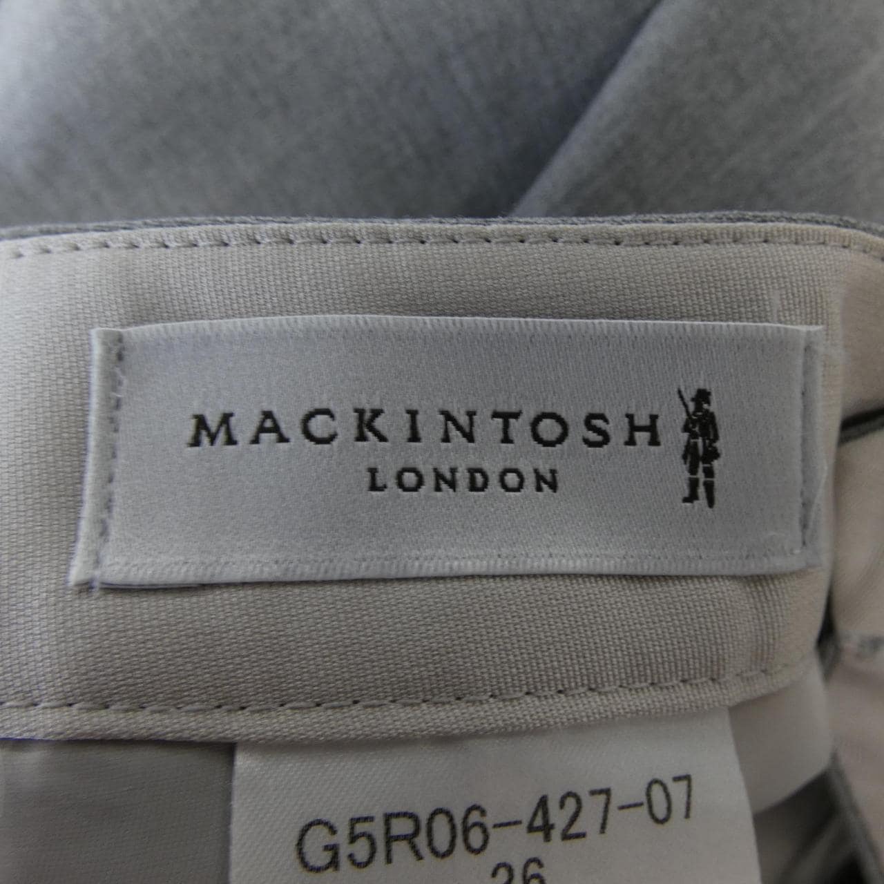 麦金塔伦敦MACKINTOSH LONDON裤子