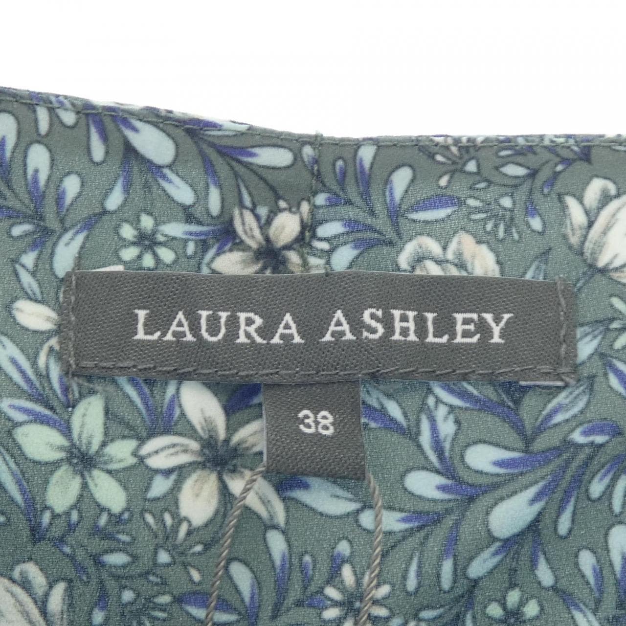 ローラアシュレイ LAURA ASHLEY ワンピース